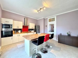 Photo 4- click for photo gallery